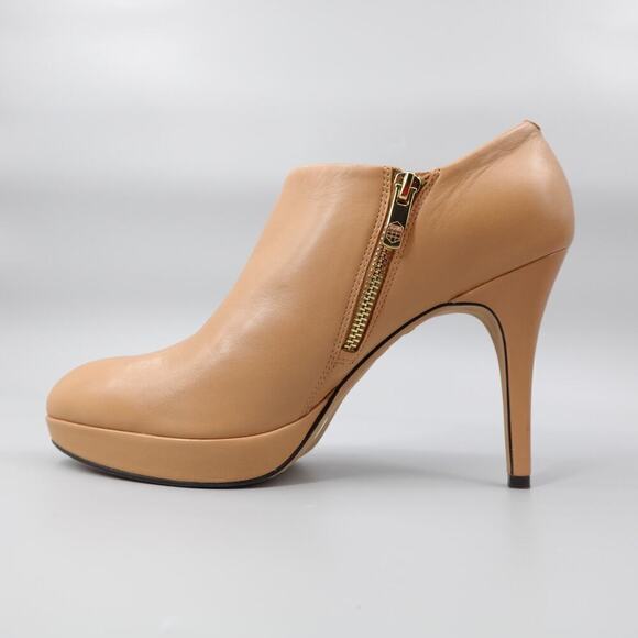 Vince Camuto Elvin Bootie Ankle Boot 10 M Caramel Gold Tone Zip Edgy Pump - Picture 4 of 16